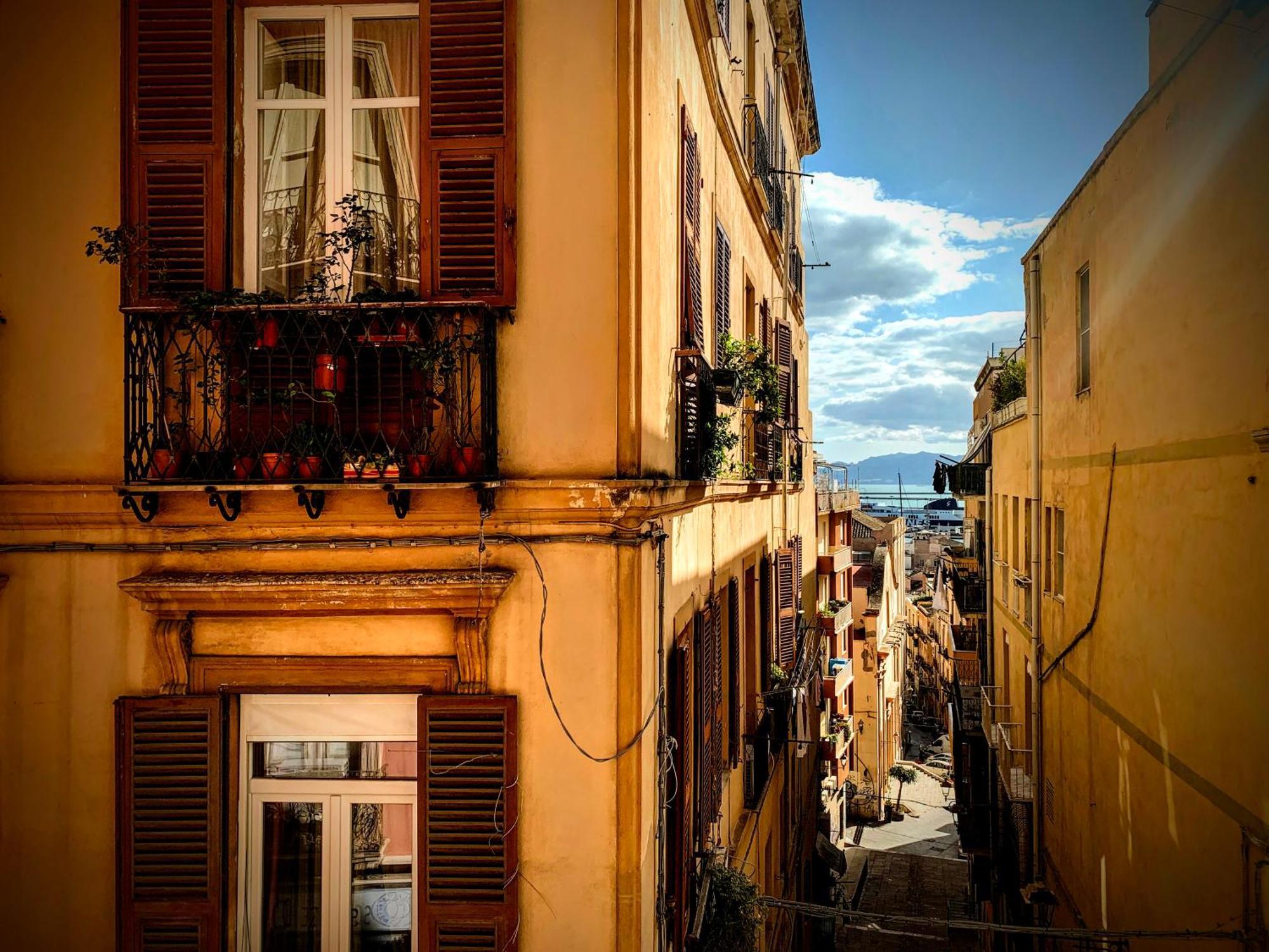 Panorama Di Mare Suite Via Cima Cagliari Centro Екстериор снимка